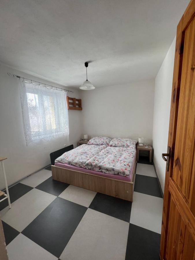 Ubytovani U Tri Slunicek Stankov Stankov  Luaran gambar