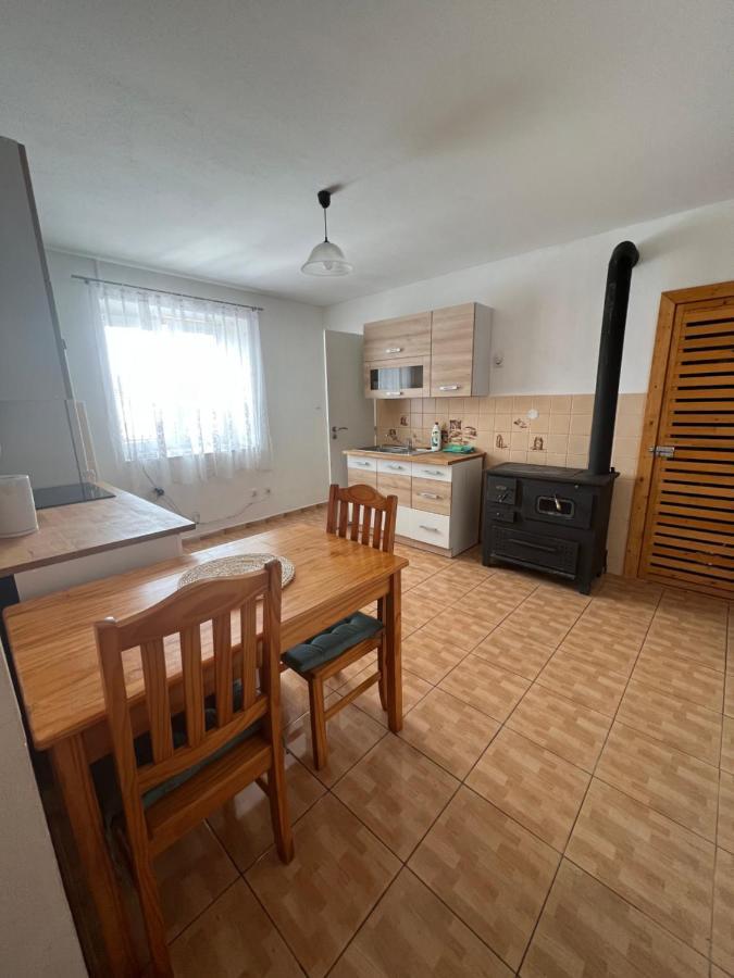 Ubytovani U Tri Slunicek Stankov Stankov  Luaran gambar